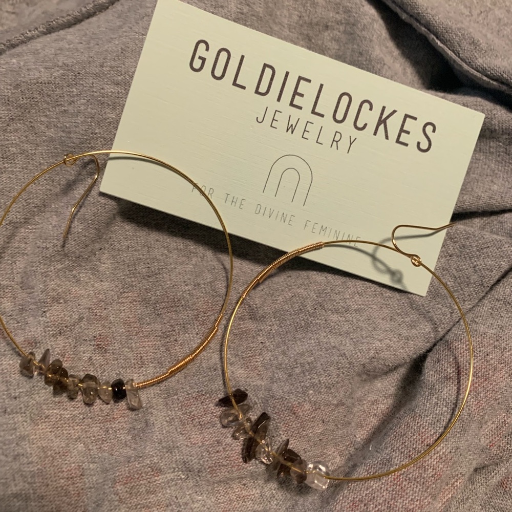 Goldie lockes hoop earnings
